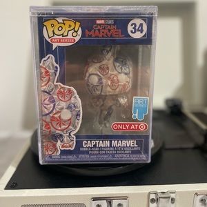 FunkoPop: Captain Marvel Art Series (34) (Target Exclusive)